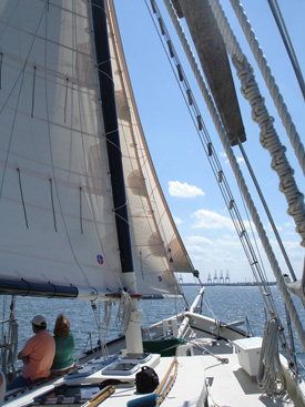 The Spirit of Independence under sail