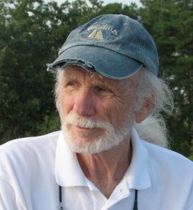 Marine artist Bob Holland 