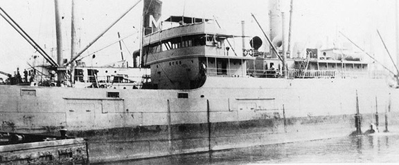 Carolyn before her conversion to USS Atik (AK 101). Photo courtesy of SSHSA Collection.