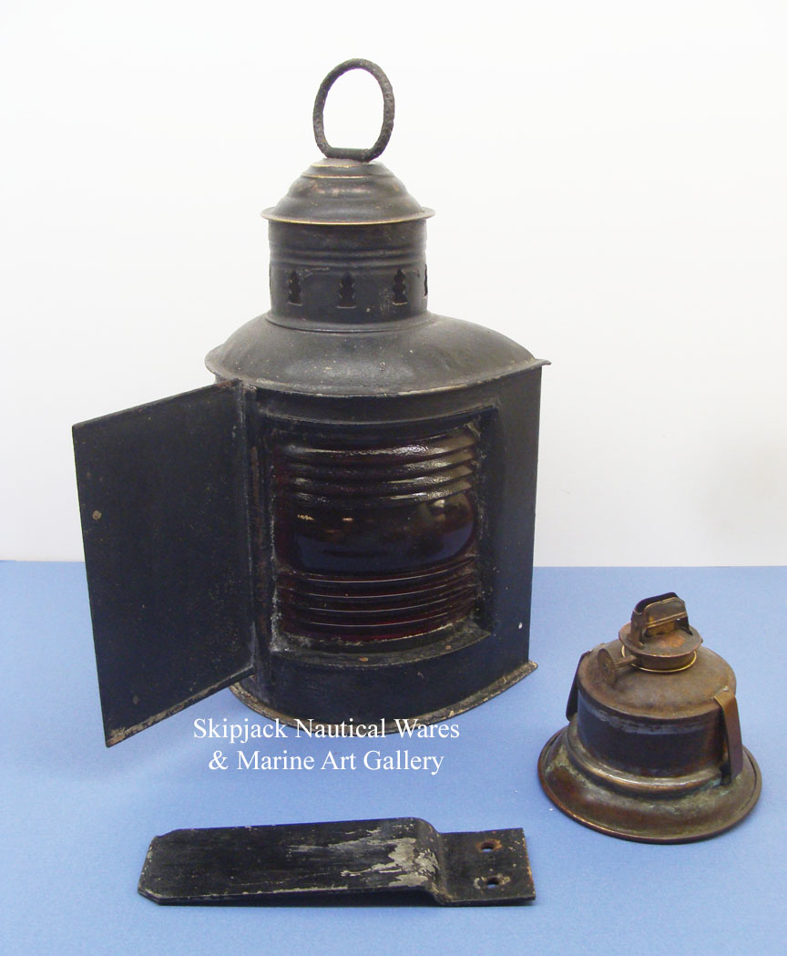 Boat Triplex Combination Port Starboard Bow Light Skipjack An American Made Small Boat Port Starboard Triplex Bow Light The Lantern Is Constructed Of Galvanized Metal And Retains A Black Painted Surface Emboss