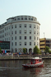 Historic Seaboard Building at the High Street Landing