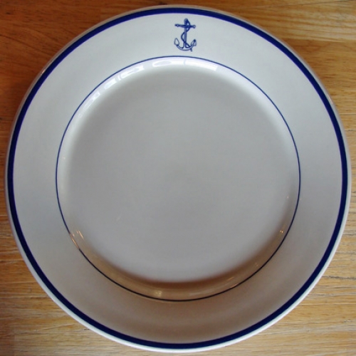 U.S. Navy Wardroom dinner plate - 10" (vintage)