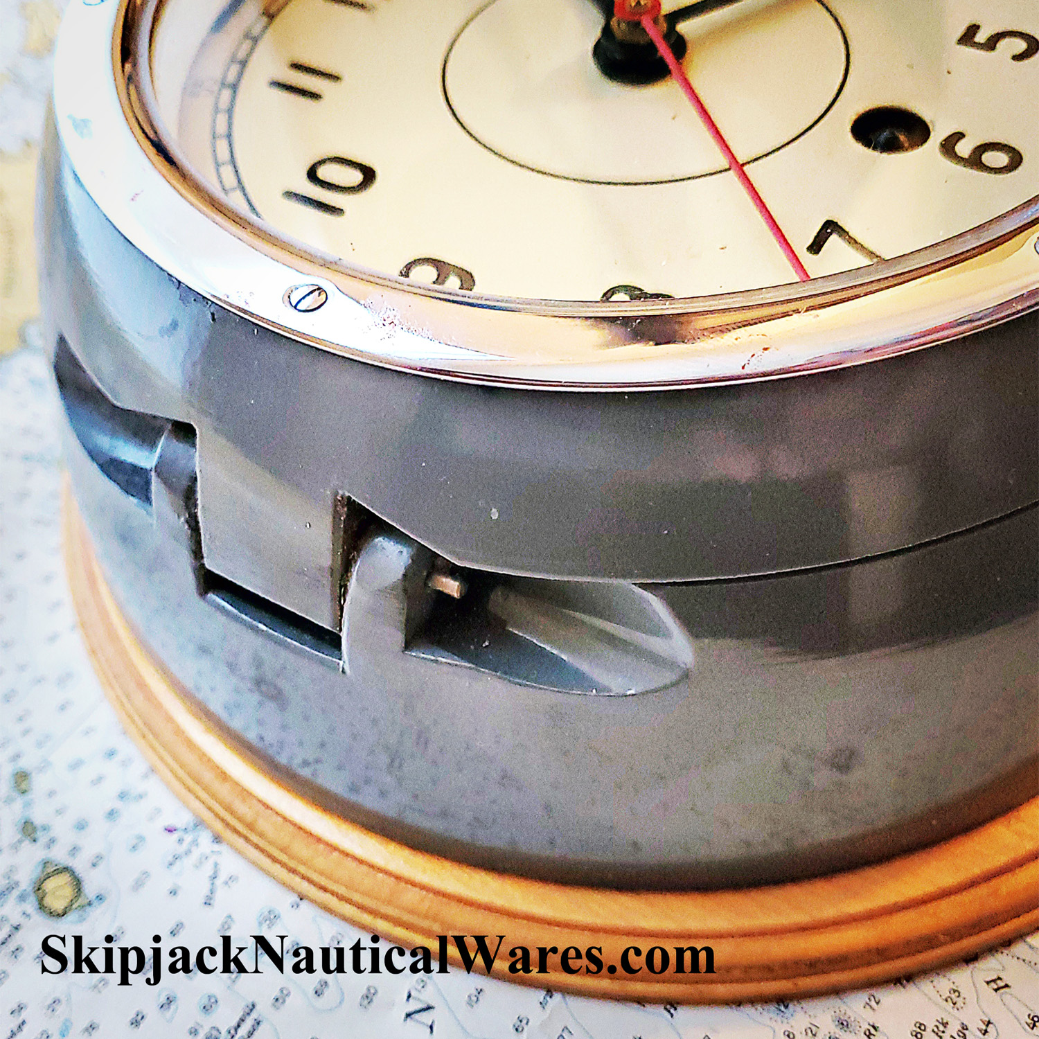 https://www.skipjackmarinegallery.com/mm5/graphics/00000001/3/USSR_Russian_Soviet_Navy_Marine_Submarine_Ship's_Clock_hinge.jpg