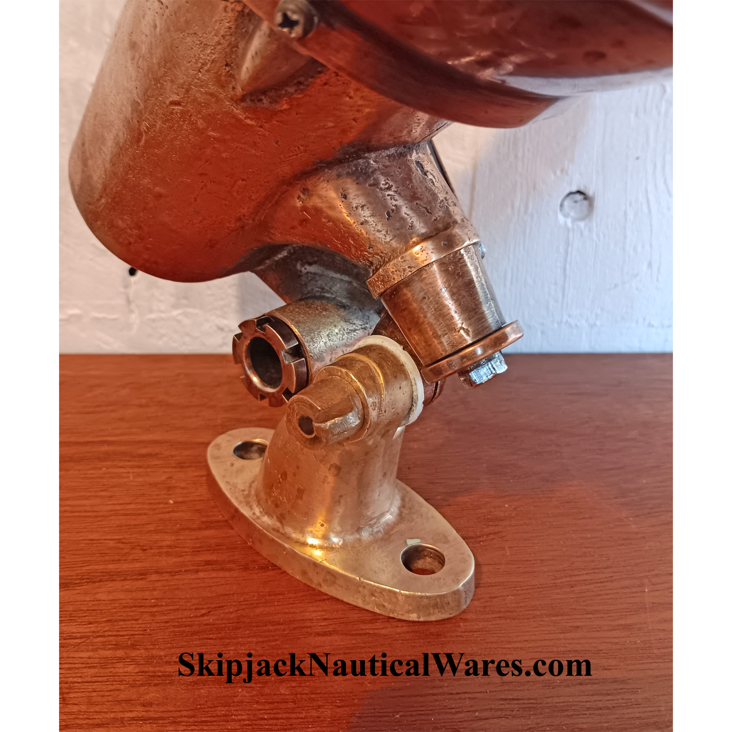 Nautical spotlight outlet