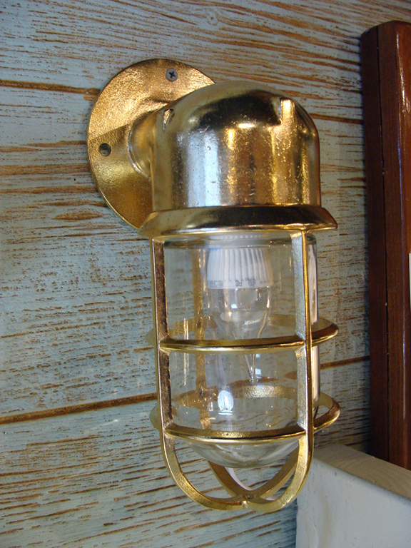 Brass 90 degree Bulkhead Light (new)