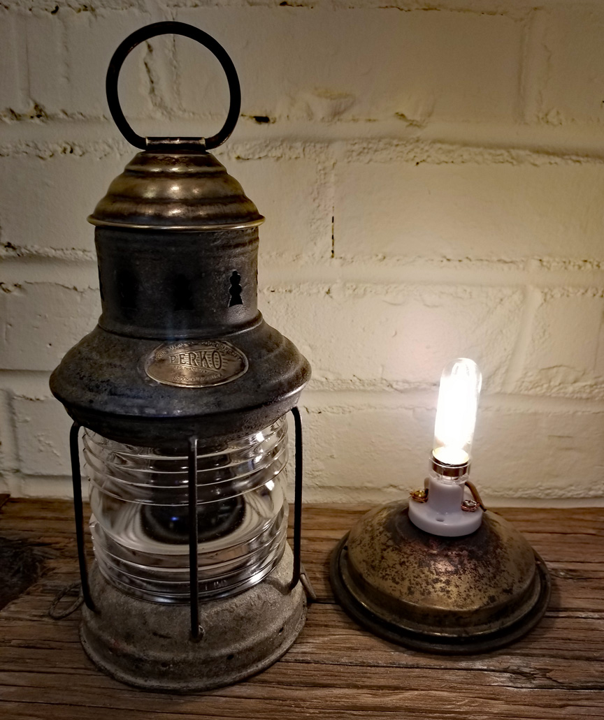 Vintage perko cheap marine lamp